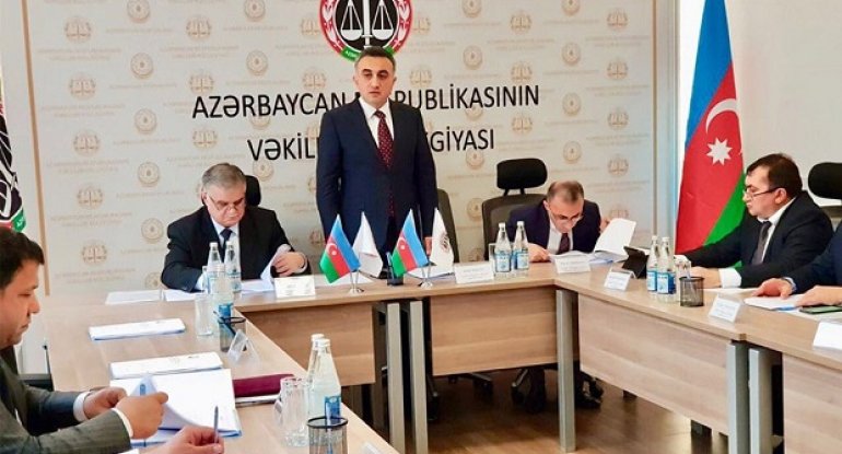 Azərbaycanda 4 vəkilin fəaliyyəti dayandırıldı, 2-nə xitam verildi