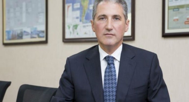 Yeni ekologiya və təbii sərvətlər naziri kollektivə təqdim olundu