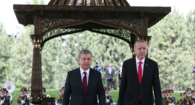 Türkiyə prezidenti Özbəkistana səfər etdi