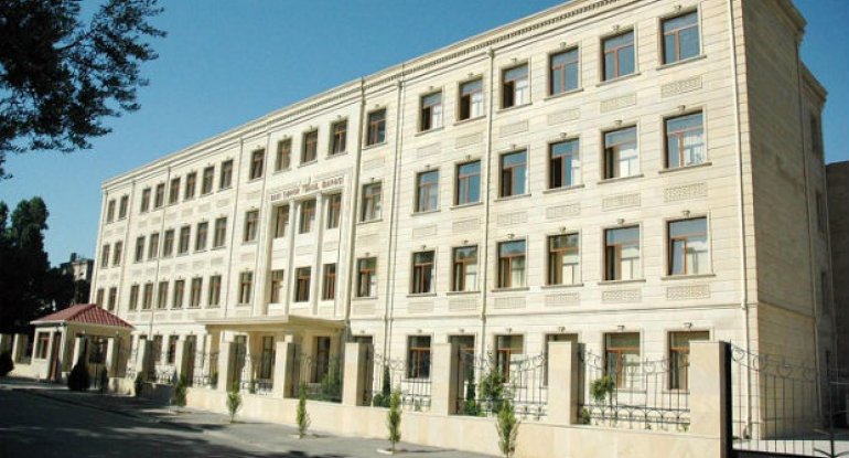 Eksternat imtahanlarına sənəd qəbulu başa çatdı