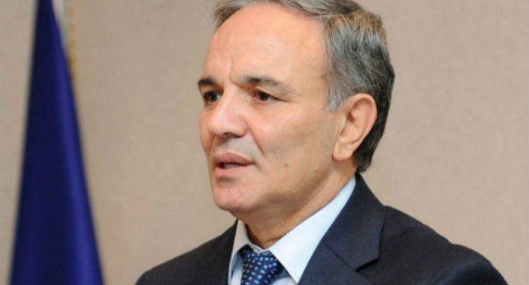 Əflatun Amaşov jurnalistləri məhkəməyə verən generalı barışığa çağırdı