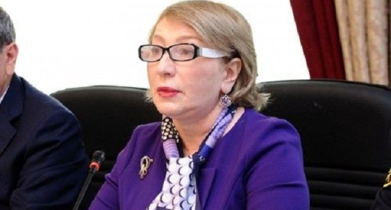 Deputatdan imkansiz ailələrə sərt sözlər: “Dövlət sifariş vermişdi ki, üç uşaq dünyaya gətirəsən?”