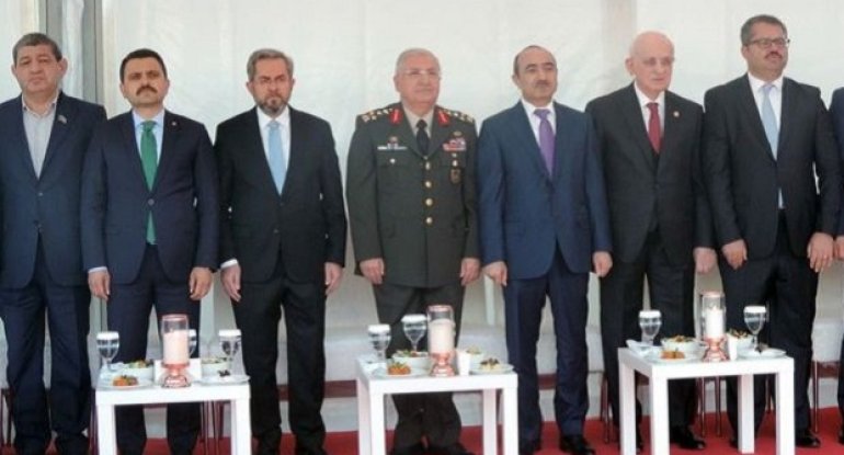 Ankarada Cümhuriyyətin 100 illiyi qeyd olunub