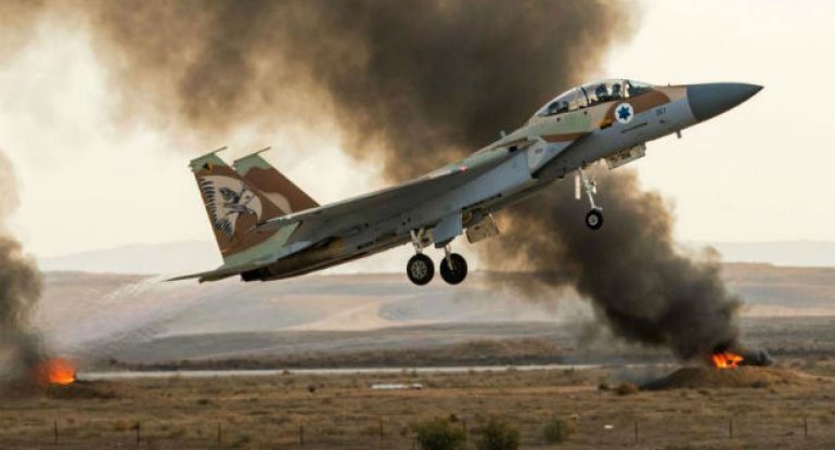 İsrail Qəzzada “Həmas”a aid iki hərbi nöqtəni bombaladı