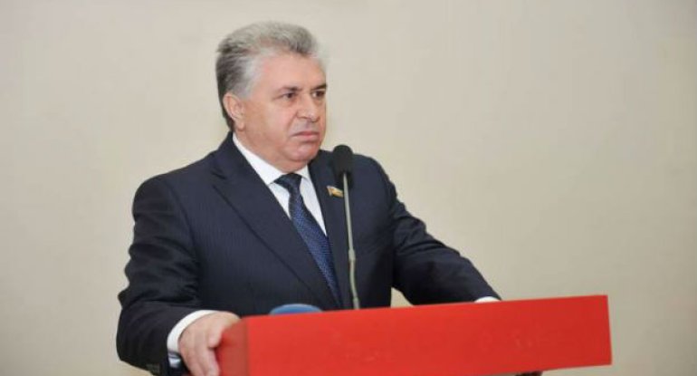 Fəzail İbrahimli: “Səməd Seyidovun hədəfə götürülməsi təsadüfi deyil”