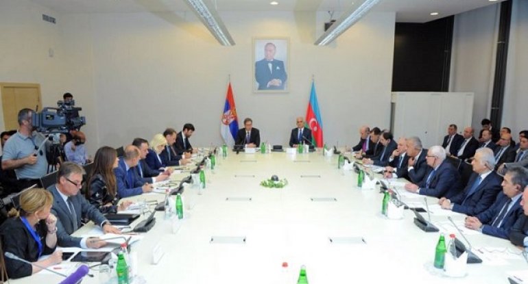 Serbiya prezidenti Azərbaycan iş adamlarına çağırış etdi