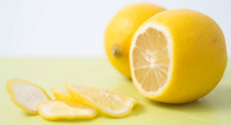 Günə limonlu su içərək başlayın