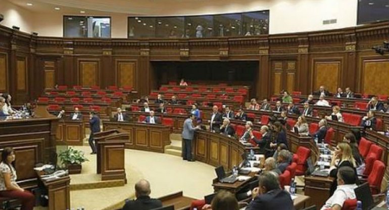 Ermənistan parlamenti baş nazir seçməyə hazırlaşır