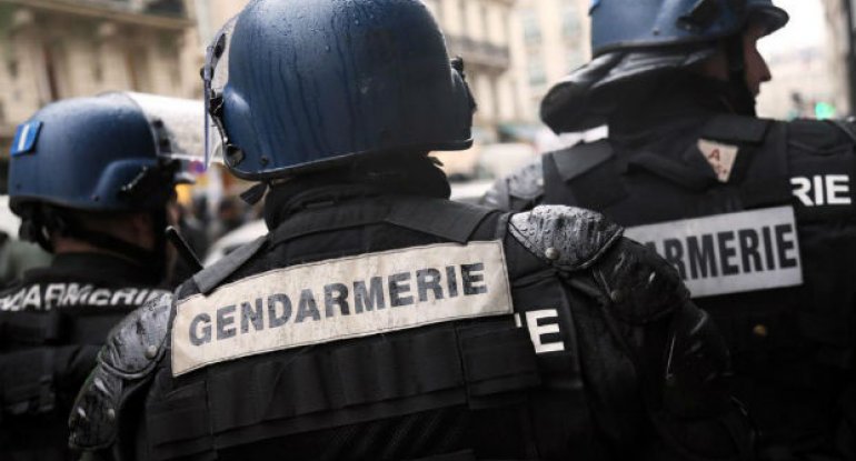 Fransada polis tərəfindən tutulan şəxslərin sayı açıqlanıb