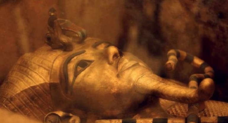Misir fironu Tutanhamonun amuleti başqa planetdən gətirilib