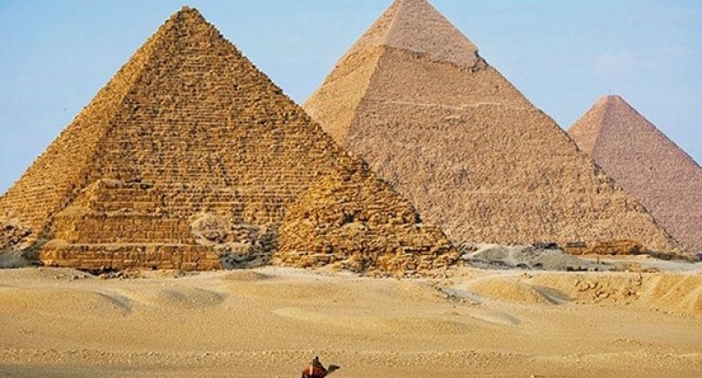 Misir piramidaları necə tikilib?