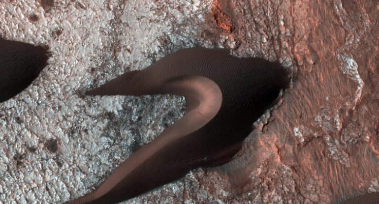 NASA Marsdan bu fotoları ilk dəfə