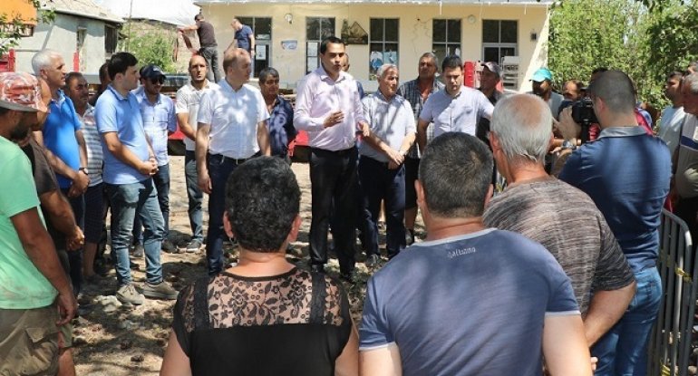 Gürcüstan hökuməti doludan ziyan görən azərbaycanlılara yardım edib