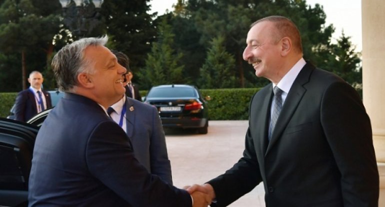 Prezident Macarıstanın Baş Naziri ilə görüşdü