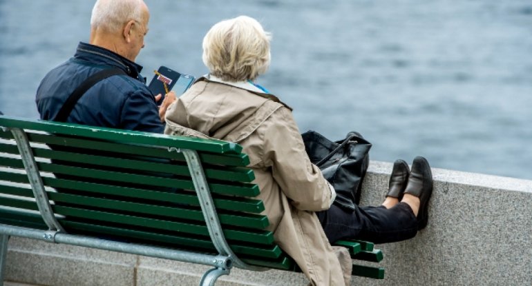 Daha bir ölkədə pensiya yaşı artırılır