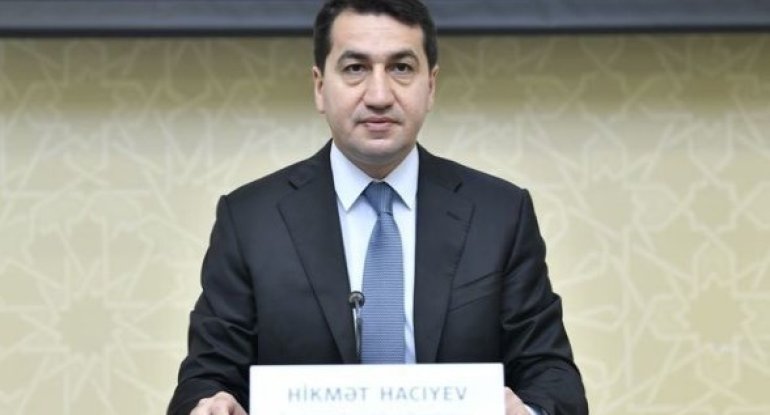 Hikmət Hacıyev: “Ermənistan silahlı qüvvələri atəş nöqtələrini yaşayış məskənlərinə yaxın yerləşdiriblər”