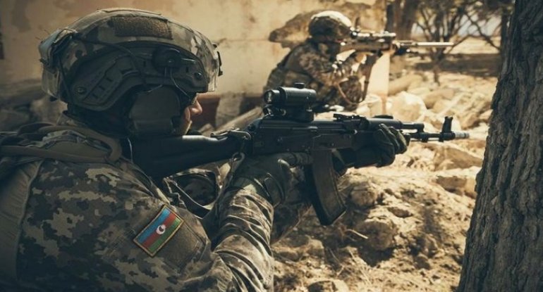 Azərbaycan ordusu irəliləyir və Ermənistan panika içərisindədir - Polkovnik