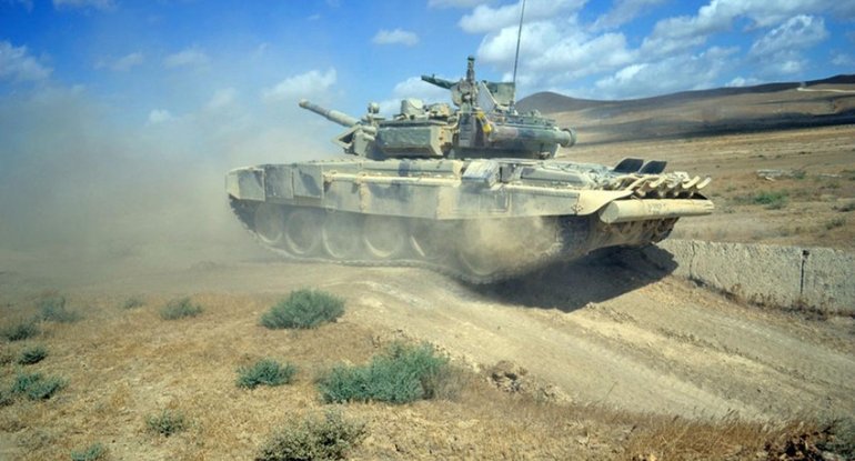 MN: Düşmənin daha bir tankı məhv edildi