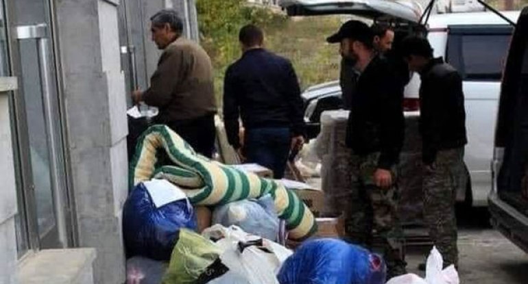 Ermənilər Laçından qaçırlar - FOTO
