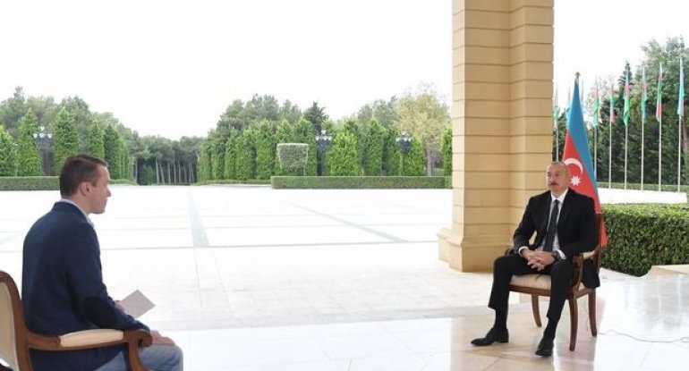 İlham Əliyev Rusiyanın “Pervıy Kanal” televiziyasına müsahibə verib - FOTO