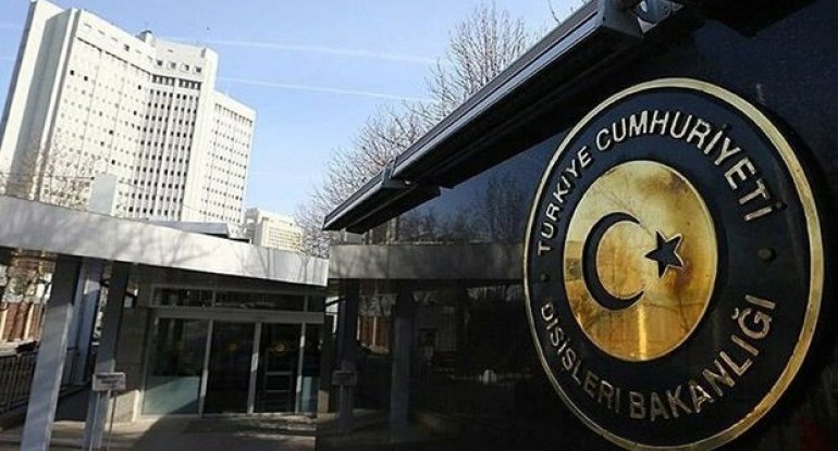 Türkiyə XİN: “İnsanlıqda payı olmayanlar qardaşlarımıza ölənlərini dəfn etməyə də icazə vermirlər”