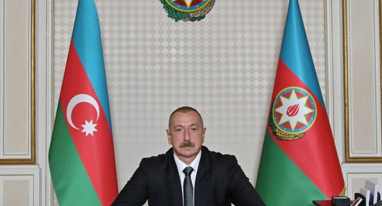 Hikmət Mirzəyevə general-leytenant ali hərbi rütbəsi verildi