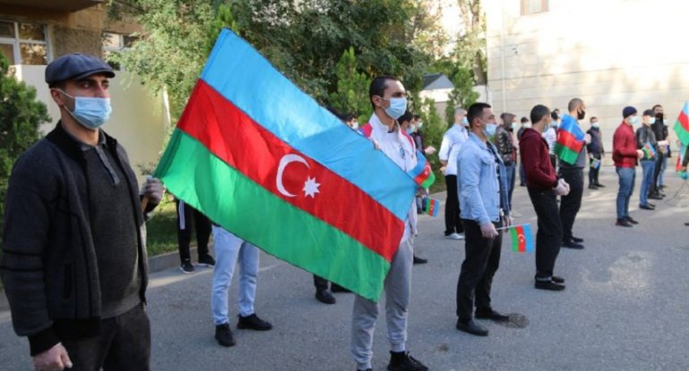 Müddətli həqiqi hərbi xidmətə çağırılan gənclər cəmiyyətə müraciət etdilər - FOTO