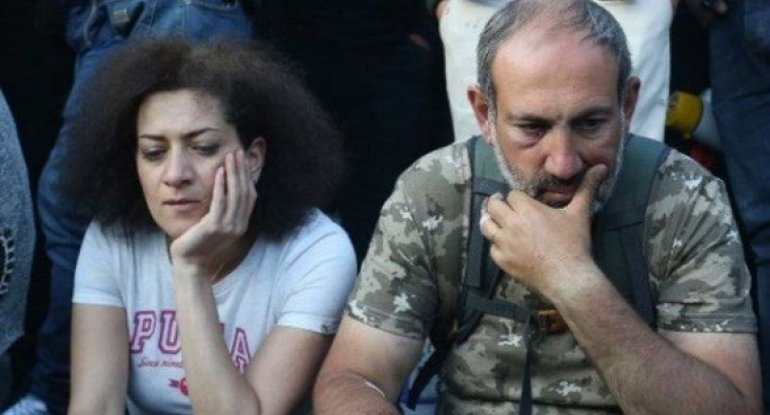 Paşinyanın arvadı döyüşə gedir - FOTO
