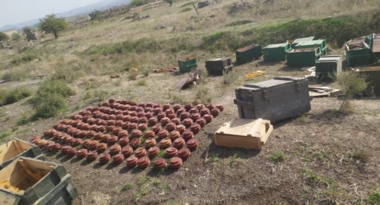 Cəbhəboyu ərazilərdə top mərmisi, raketlər, tank əleyhinə minalar zərərsizləşdirildi - FOTOLAR