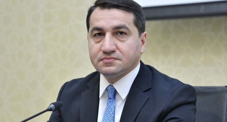 Hikmət Hacıyev: 