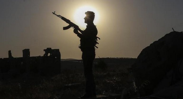 Ermənistan MTX hərbçilərinin Qarabağdan silahla qaçdıqlarını təsdiqlədi