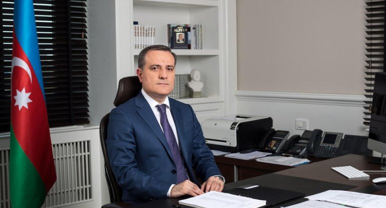 Ceyhun Bayramov BQXK-nın baş direktoru ilə görüşüb