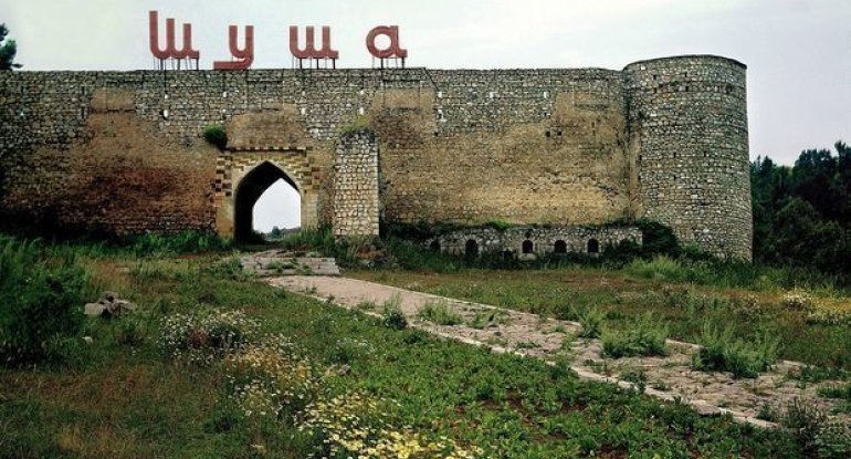 İşğalçı Ermənistanın Şuşada meşələri yandırmasına nazirlikdən REAKSİYA