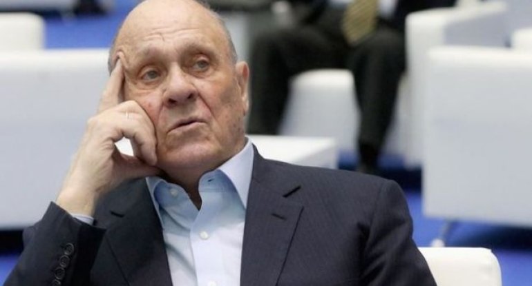 Əfsanəvi kinorejissor Vladimir Menşov: “Azərbaycanın hərbi əməliyyatları davam etdirmək üçün səbəbi var