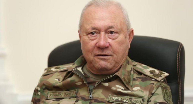 General Axundzadə: 