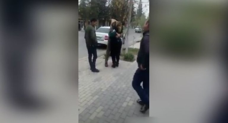 Evinə qayıdan əsgərin anasına sürprizi - VİDEO