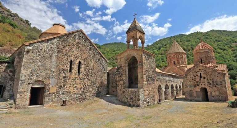 Tarixçi alim:xa0“Bütün izlər Kəlbəcərdəki Xudavəng monastırının ermənilərə aid olmadığını göstərir”