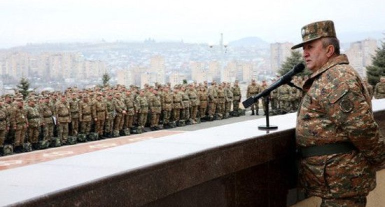 Erməni general istefa verib