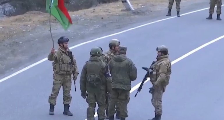 Kəlbəcərdə rus sülhməramlıları ilə Azərbaycan hərbçilərinin görüşü - VİDEO
