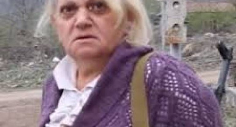 “Biz geri dönəcəyik...” -xa0Laçının Zabux kəndindəki silahlı erməni qadın - VİDEO