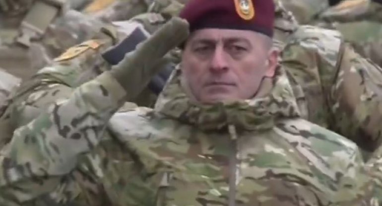 Paradda qoşun növlərinə onlar rəhbərlik etdi - ADLAR