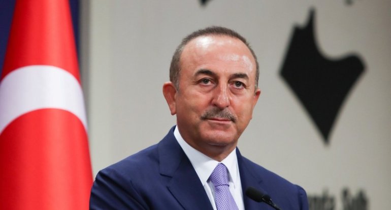 Mövlud Çavuşoğlu: “Rusiya ermənilərin atəşkəsi pozmasının qarşısını almalıdır”