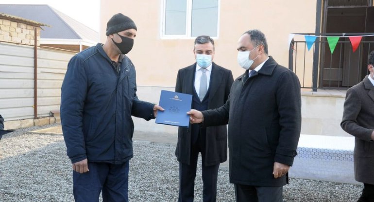Şəhid ailəsi və Qarabağ müharibəsi əlillərinə daha 57 ev təqdim edildi - FOTO