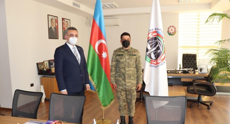 Vətən müharibəsindən qayıdan döyüşçü vəkilliyə qəbul olundu