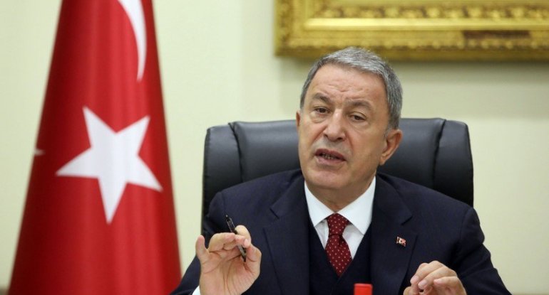 Hülusi Akar: 