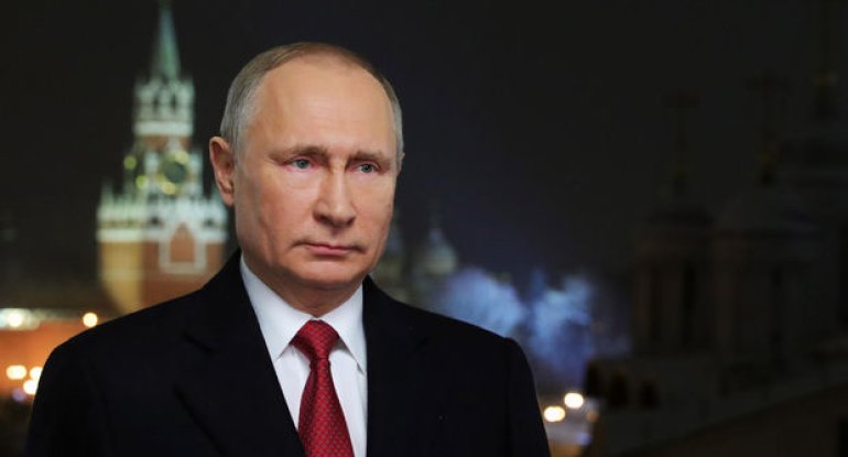 Putin ən uzun Yeni il təbriki etdi
