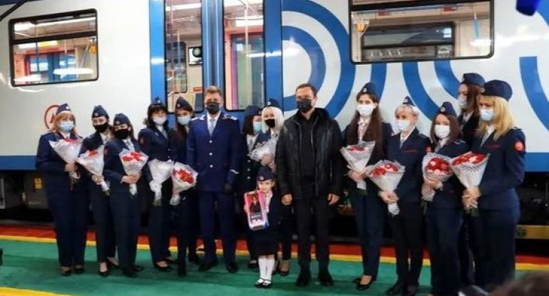 Moskva metrosunda ilk: Qadın maşinistlər işə başladılar - FOTO/VİDEO