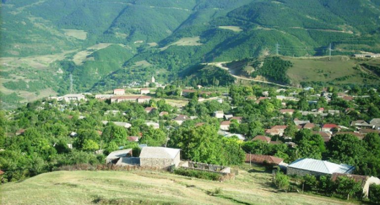Şurnuxda 12 ev və torpaq sahələri Azərbaycana verildi