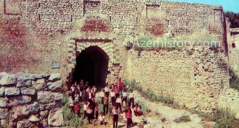 Şuşa 1970-1980-ci illərdə Sovet açıqcalarında - FOTO