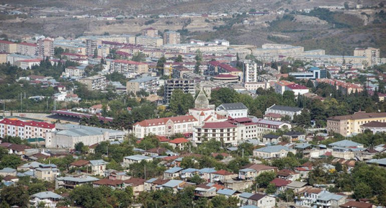Ermənilər Xankəndini tərk edir - FOTO